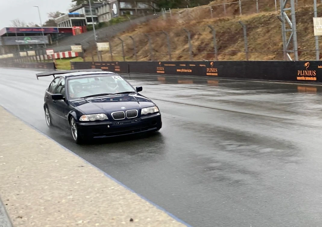 E46.webp